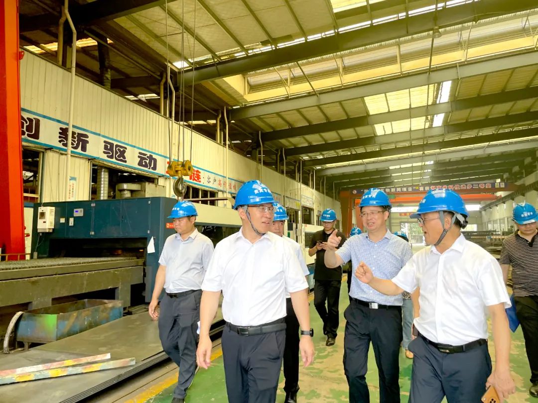 Mayor Deng Wangjun of Shaoshan City and his delegation visited our company for inspection